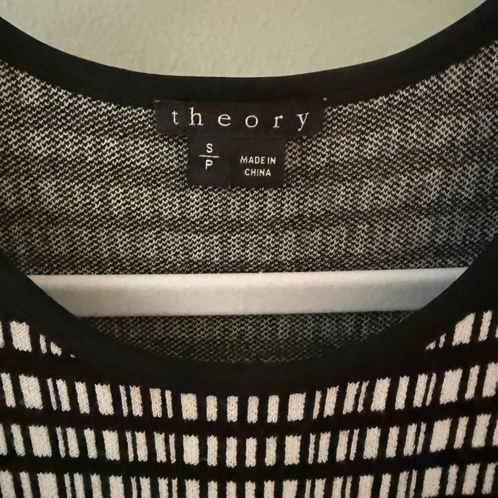 Theory Monochrome Geometric Knit Top